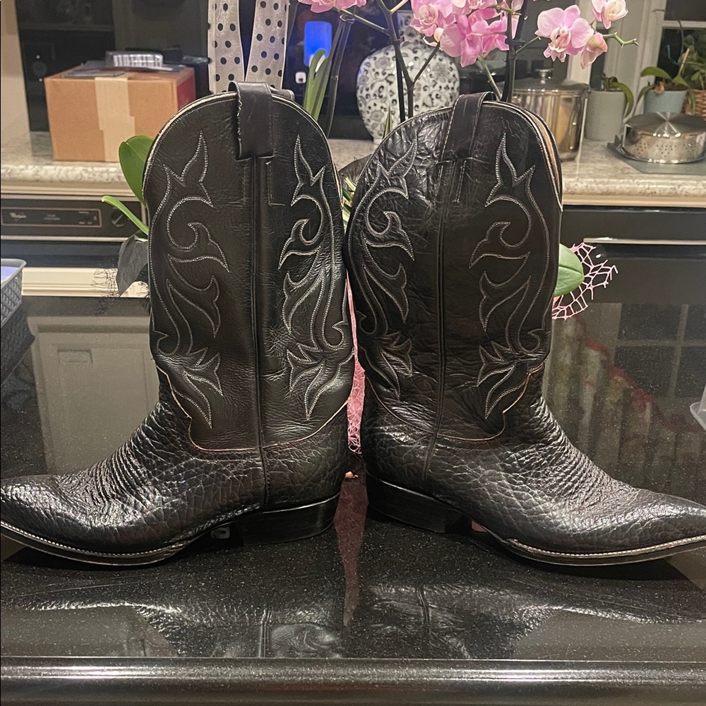 Vintage VaqueroWestern Stitching, Low Heeled, Casual Boots (Final $ Drop)